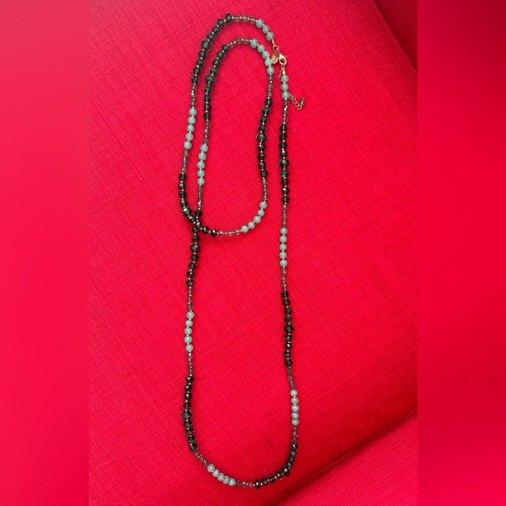 White House Black Market Green beaded necklace
